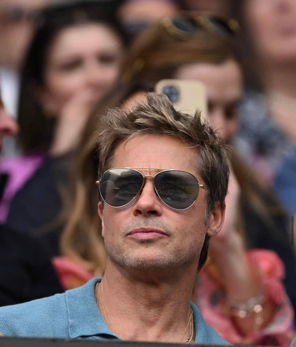 Brad Pitt en Wimbledon, es Cine😍🙌