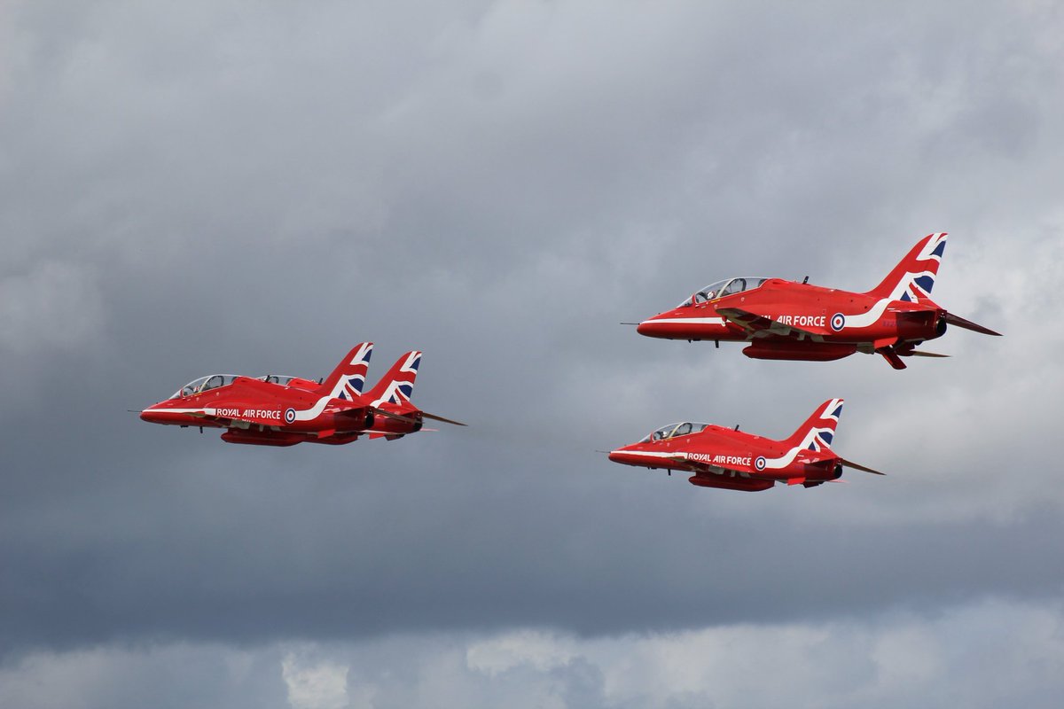 #RIAT23 #theredarrows #RedArrows #royalairforce <a href="/airtattoo/">Royal International Air Tattoo</a> <a href="/rafredarrows/">Red Arrows</a>