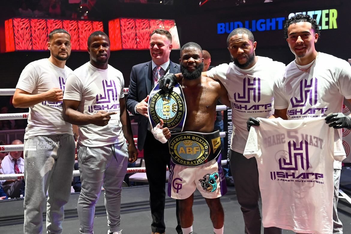 2Sharp_Jay's tweet photo. What’s better than 1 championship belt?!…..2!!!!!!! 2️⃣🔪 
I wanna thank all of camp #2sharp for coming out and supporting last night! Love you all! ❤️ see you guys soon! 🫡

📸:  @fairshakeboxing https://t.co/hA1Po4NIMm
