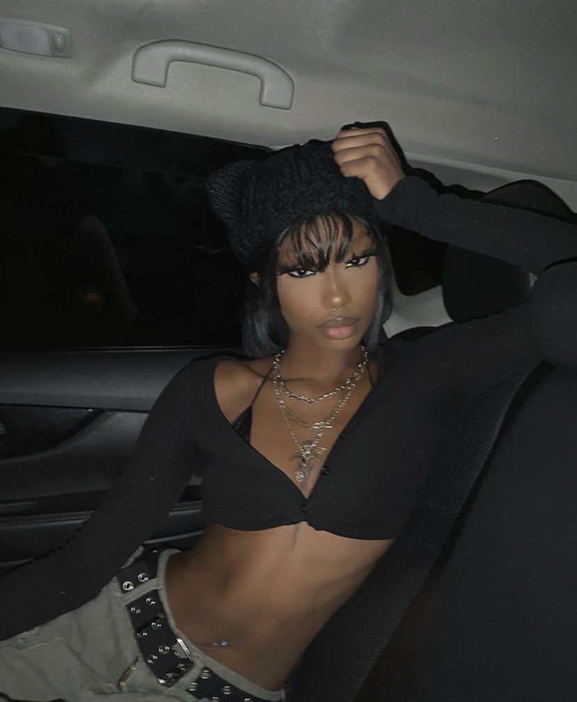 ㅤㅤ   
ㅤㅤstαtic hαwkins: duαl shαpᧉs ⚔️ ݂ ׄ ᰍ
ㅤㅤthαt girl is α monstᧉr   ㅤ(ㅤmonstᧉrㅤ)
ㅤㅤ