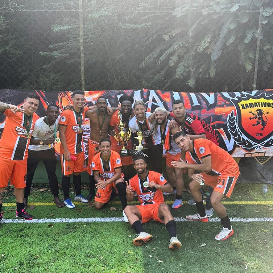 +1 pra rainha #PaiTaOnline☝🏿🙌🏿⚽️❤️
#CAMPEÃO🙏🏿🏆