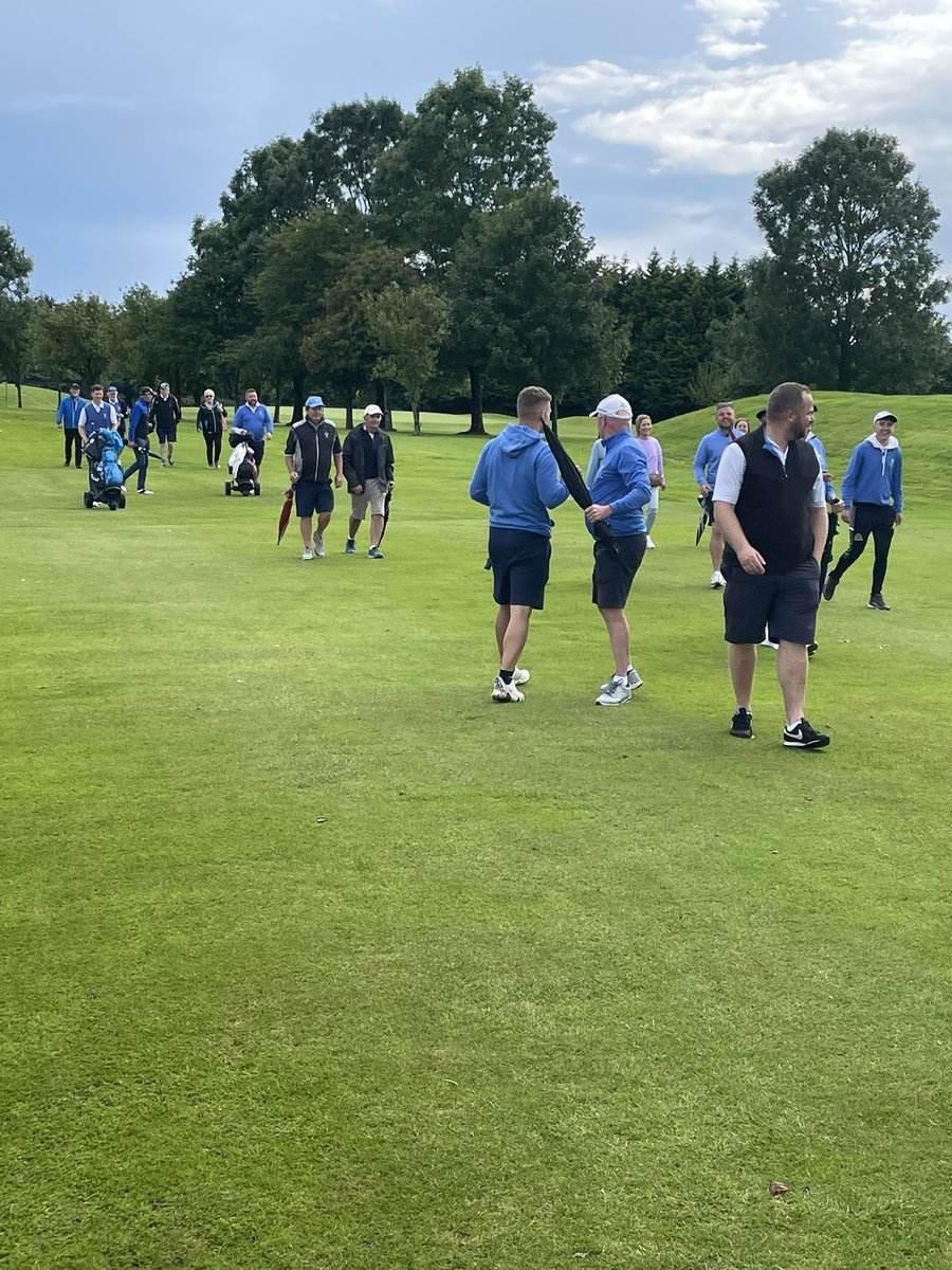 Bradfordcentral's tweet photo. Fota win their first men’s pennant @FotaIsland https://t.co/ujEPo5yMdF