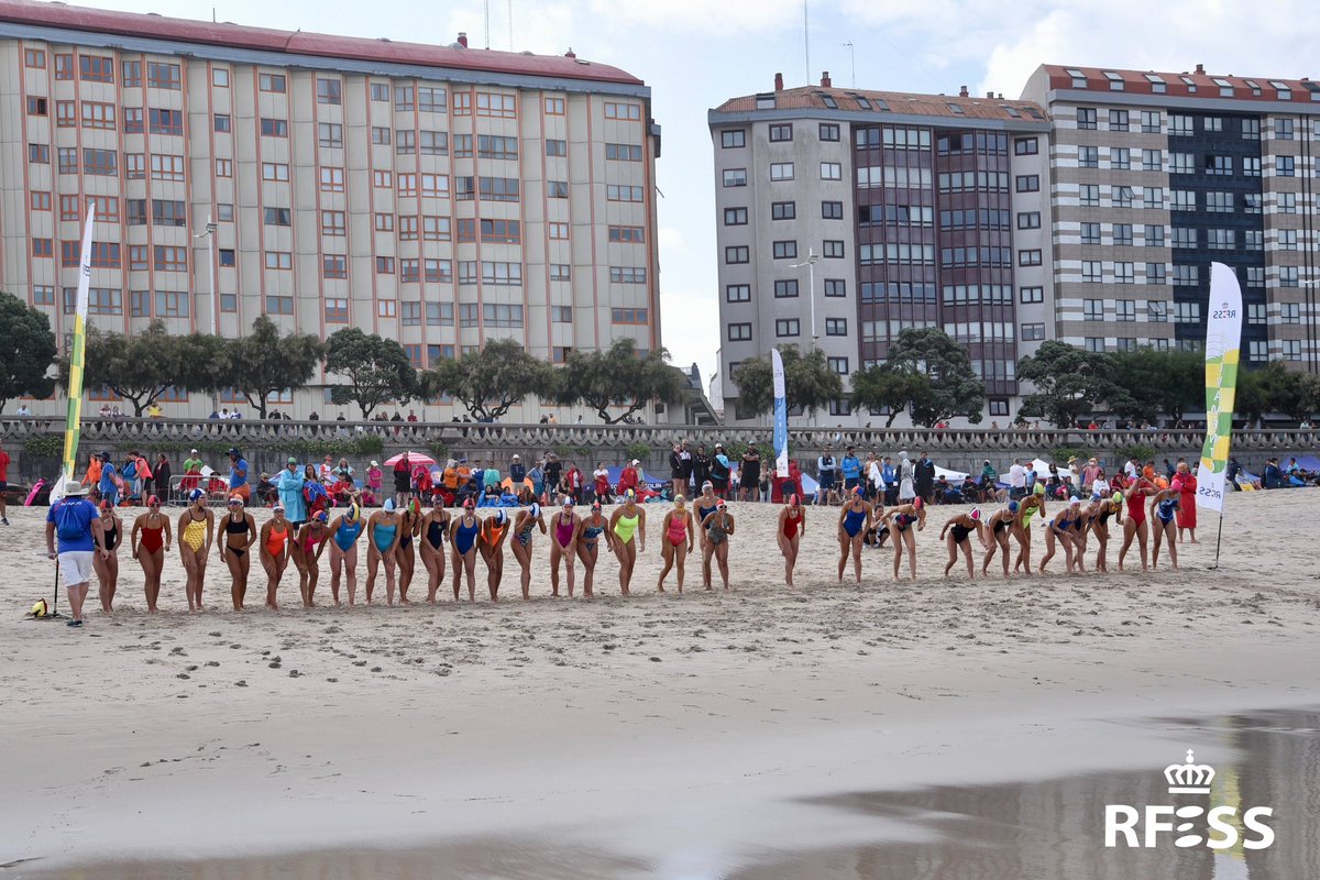 #SySGalicia23 | 1/5 📷 𝗜𝗠Á𝗚𝗘𝗡𝗘𝗦 📸
 
🌅 Fotografías de la tercera y última jornada 𝗫𝗫𝗫𝗩 𝗖𝗮𝗺𝗽𝗲𝗼𝗻𝗮𝘁𝗼 𝗱𝗲 𝗘𝘀𝗽𝗮ñ𝗮 𝗔𝗯𝘀𝗼𝗹𝘂𝘁𝗼 𝗱𝗲 𝗩𝗲𝗿𝗮𝗻𝗼 que se ha celebrado en la Playa de Orzán (#ACoruña) 🌊 del 14 al 16 de julio.
 
#salvamentoysocorrismo