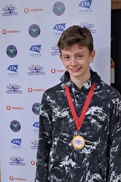 Well done to Zach for winning the U14 "Play your way to Wimbledon" County finals this weekend! This means he will be attending the National finals at Wimbledon in August!
<a href="/BoltonTeam/">Bolton Arena Tennis Academy</a> 
<a href="/TennisLancs/">Tennis Lancashire</a> 
<a href="/MHRacquetsClub/">Markland Hill Racquets Club</a> 
<a href="/LadybridgeHigh/">Ladybridge High</a> 
<a href="/LadybridgePe/">Ladybridge PE</a>
