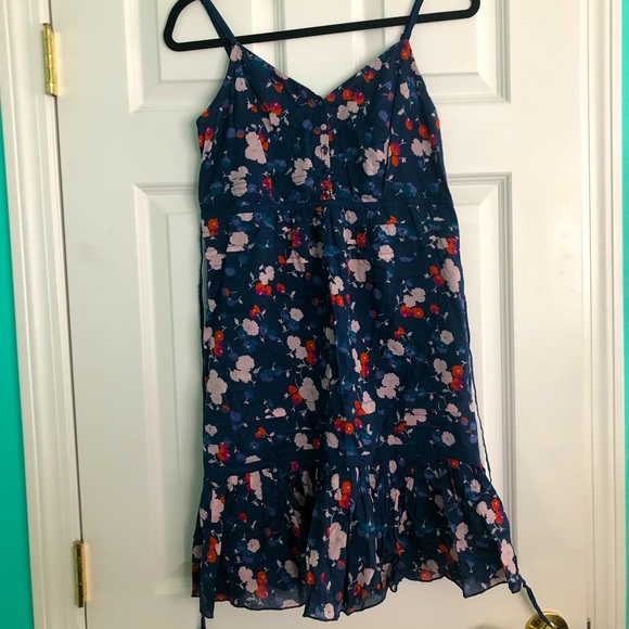 Bearlystylin's tweet photo. So good I had to share! Check out all the items I'm loving on @Poshmarkapp #poshmark #fashion #style #shopmycloset #americaneagleoutfitters #stacyadams #hannaandersson: https://t.co/gzGNdN5Zz4 https://t.co/n1NUqs3VI2