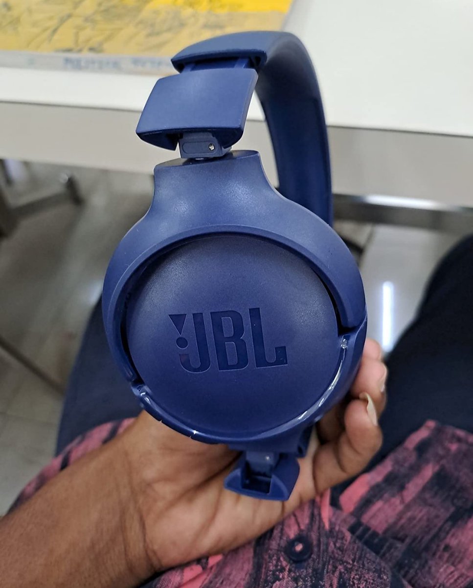 Meghna112's tweet photo. @JBLSoundIn My perfect music partner @JBLSoundIn 
#JBLSoundOfSelfie 

#JBLIndia #ContestAlert #Giveaway #TuneIntoPerfectSound #JBLTuneSeries #JBLHeadphones #Tws #JBLSound #ContestIsLive #JBLContest #Selfie

Tag - @16somwaarwala @rishabh_kumar23 @jatin_s19 https://t.co/Bnedci01Lt