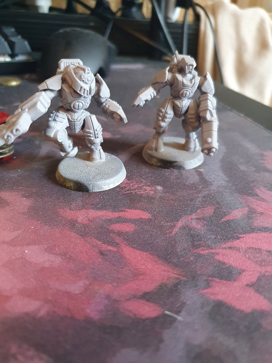 Lyrstogun's tweet photo. 3d printed #tau ghosts
#warhammer40k #WarhammerCommunity #3dprint https://t.co/3V9j8CRrWs