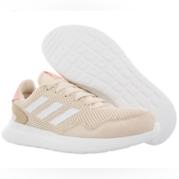 lisanemo98's tweet photo. So good I had to share! Check out all the items I'm loving on @Poshmarkapp from @mariacastromars #poshmark #fashion #style #shopmycloset #adidas #karenscott: https://t.co/1J2pCL9NaY https://t.co/zSRbDuox3O