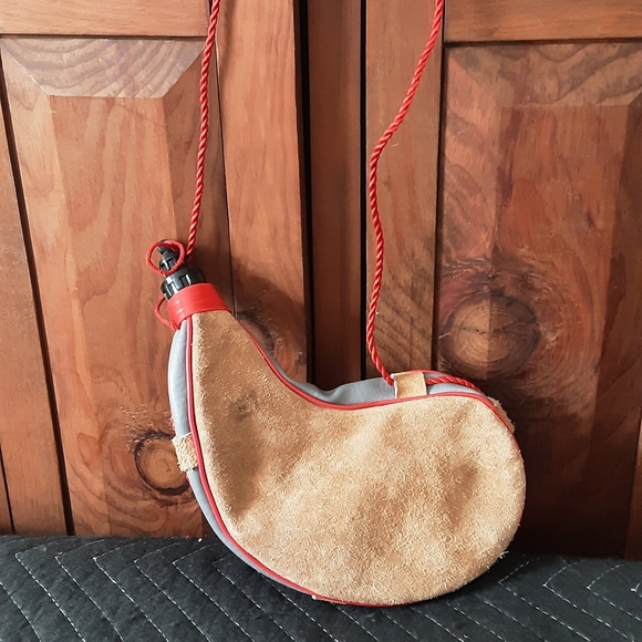 So good I had to share! Check out all the items I'm loving on <a href="/Poshmarkapp/">Poshmark</a> #poshmark #fashion #style #shopmycloset: posh.mk/gW28tPXcuBb