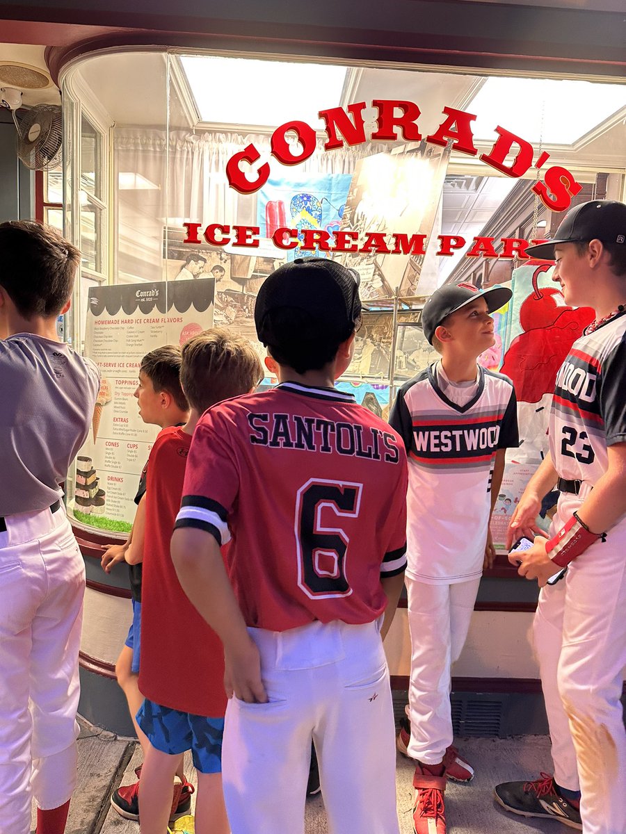 wwnjbaseball's tweet photo. On #NationalIceCreamDay, there’s no place we’d rather be! 🍦 

#Conrads https://t.co/XgpZNfmOg1