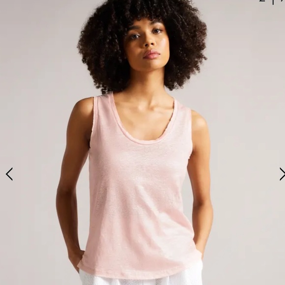 wallet_broken's tweet photo. So good I had to share! Check out all the items I'm loving on @Poshmarkapp #poshmark #fashion #style #shopmycloset #tedbakerlondon #coach #softsurroundings: https://t.co/qRUnq3d72M https://t.co/jzFACFU7GY