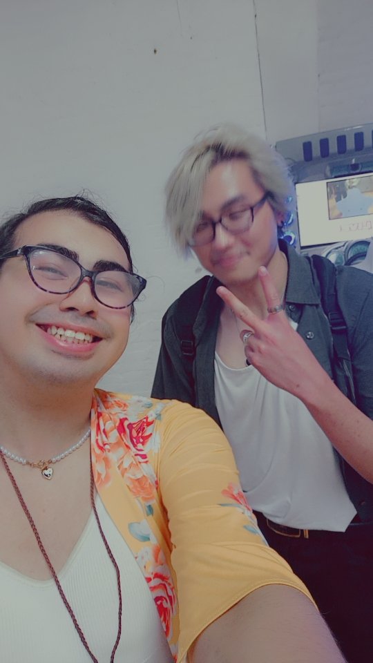 MinamiGoh's tweet photo. DTN 2023 Day 2 was pretty fun even if I lost in all my pools 😭 Got to see a good chunk of people from the #RivalFools crew, and got my best boy Ting to finally pop his FGC tournament cherry 🥳🎉🎊
Great food and great casual sets too, not a bad year! https://t.co/g3QkpSx17h