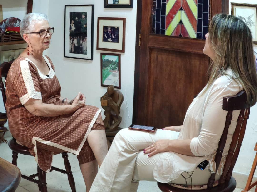 cubacineicaic's tweet photo. 📢🎬📽🎞#AHORA: Se graba📺FUERZA LATINA programa del canal público alemán🇩🇪DW. Rinde homenaje a mujeres que son inspiración en el continente. 
Una de las mujeres🇨🇺invitadas es 🎬Lizzete Vila y se visibilizará la obra y el activismo social de Lizette y del Proyecto Palomas. https://t.co/w2fUxG98FV