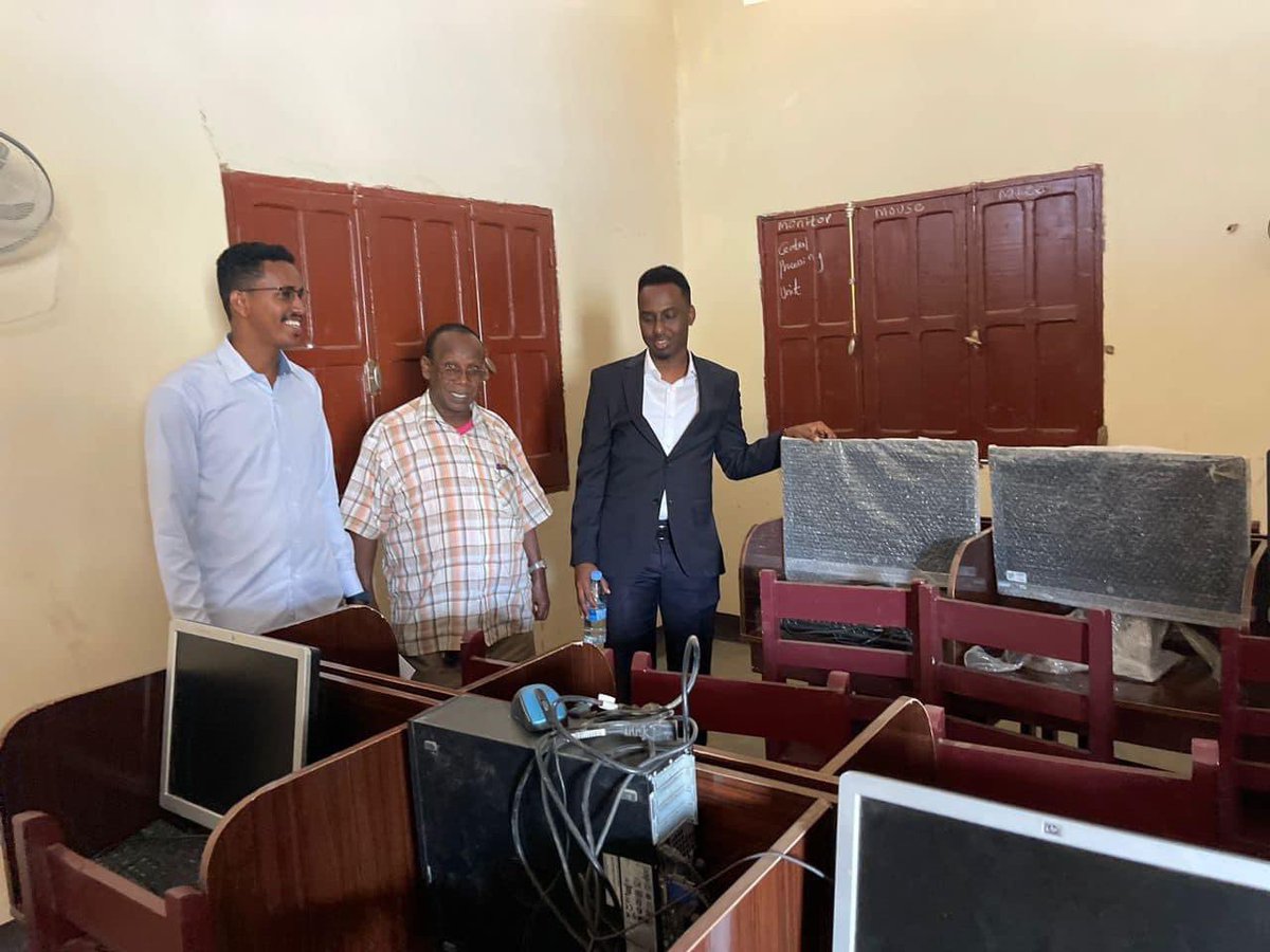 Yahyewellman's tweet photo. The Directorate of Education of Banadir Region plans to open new schools in the 2023–2024 school year that will join the public schools that provide free education services. #Qualityeducation https://t.co/37nO1d2HcH