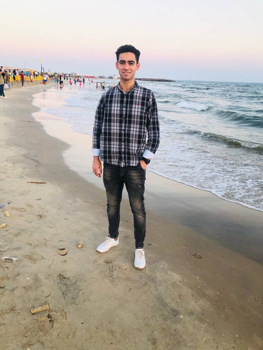 Yousefmansourr's tweet photo. 🖤⚓ https://t.co/txsEdfkc5M