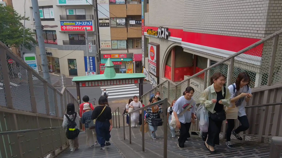 narijapan's tweet image. This is a one-shot video taken in July 2023, walking from Nippori station to Uguisudani station.
youtu.be/vhacp8KG8qc
#tokyo #japan #nippori #uguisudani