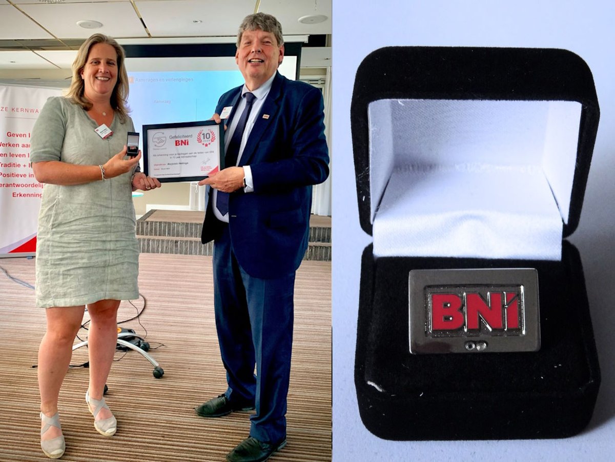 Marjolein Hettinga 10 jaar lid van BNI Nederland in haar chapter BNI Zeester, Marjolein is een lid van het team van BNI Den Haag en bezig met de oprichting van BNI Geus in Leiden, Marjolein is onderscheiden met de BNI 10 jaar spelt, die zij dubbel en dwars verdiend.