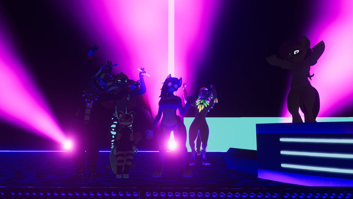 RadiantFoxClub's tweet photo. #FOXNIGHT 3 was yet another blast to witness! With a range of genres from Pop to Hardstyle to Deathstep, each of the 5 DJs 100% KILLED IT! Thankyou all so much for coming and partying with us ^-^
GO FOLLOW THEM!
@DJTechSane
@Whitty_Cat
@EvaAberra
@Fovero_
@Korroki_Aternak https://t.co/uVj3ej6HKx