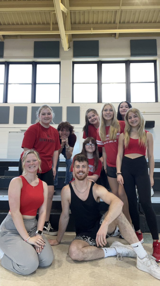 TVShowChoir's tweet photo. first week of camp✅ come ready to work on thursday, PR! i’m so excited to truly start building our show 🤭 https://t.co/vUHzyuK03l