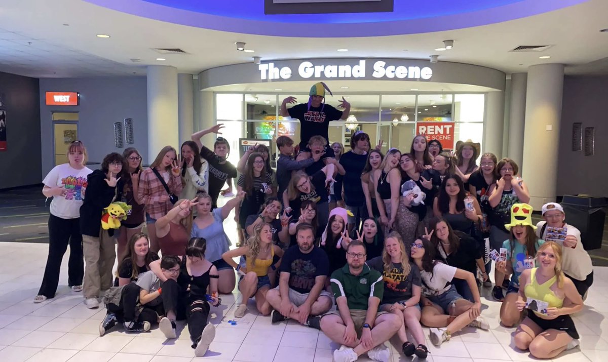 TVShowChoir's tweet photo. first week of camp✅ come ready to work on thursday, PR! i’m so excited to truly start building our show 🤭 https://t.co/vUHzyuK03l
