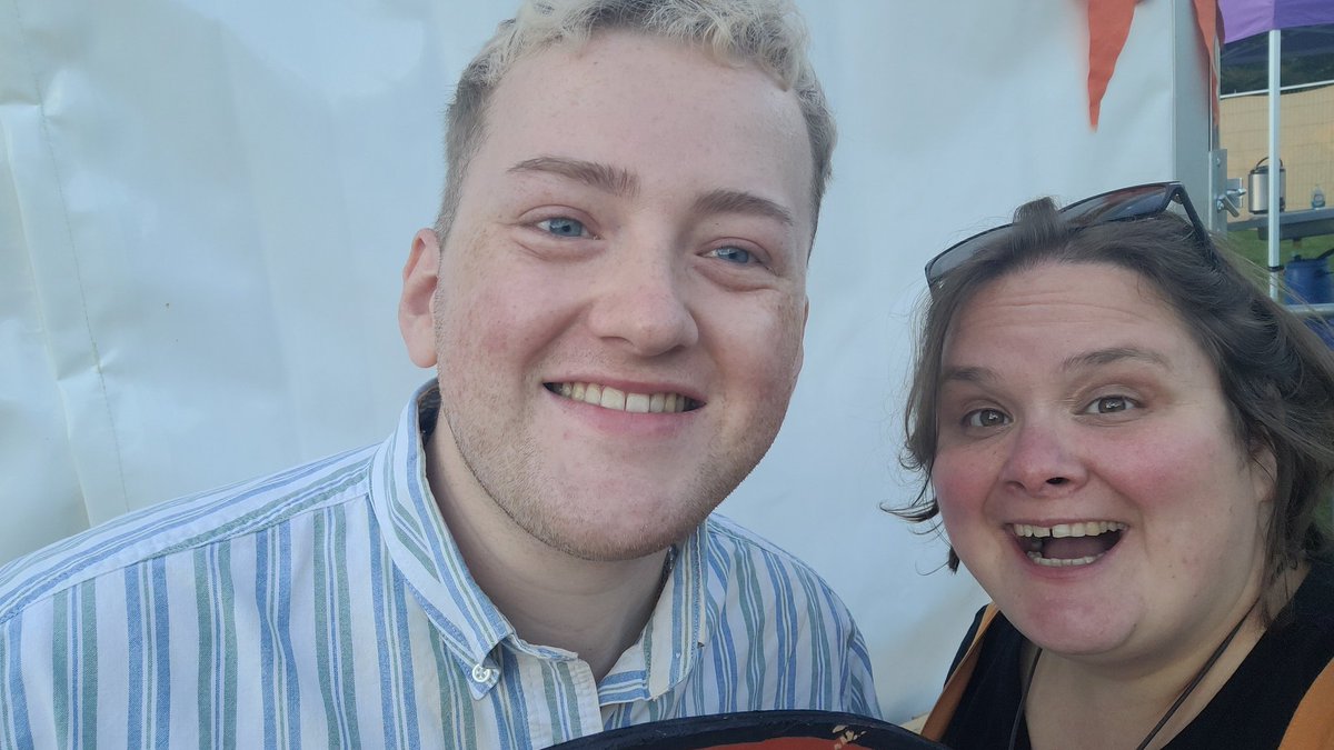 Beth Jones Comedy tweet media