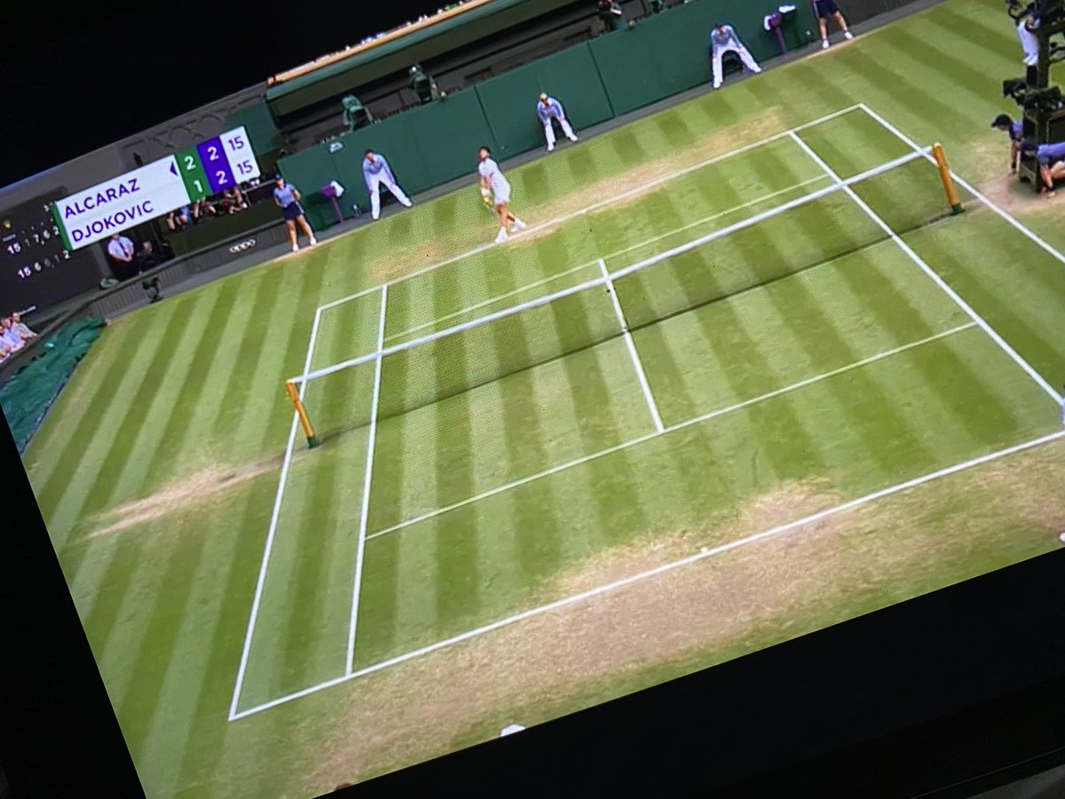 Felipe_z93's tweet photo. #Wimbeldon 🎾 https://t.co/j7qhWTbNa0