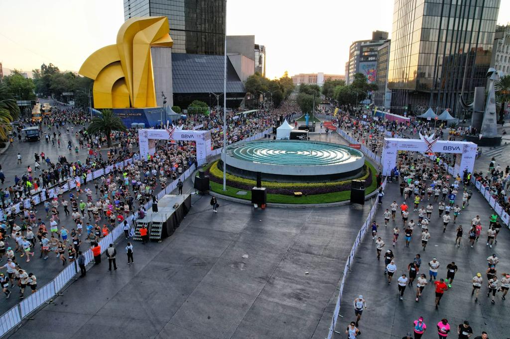 21KCDMX's tweet photo. 📸 Que bonito es lo bonito, más si se trata de nuestro Medio Maratón de la Ciudad de México @BBVA_Mex 2023. https://t.co/A5aU2Rf9Dh
