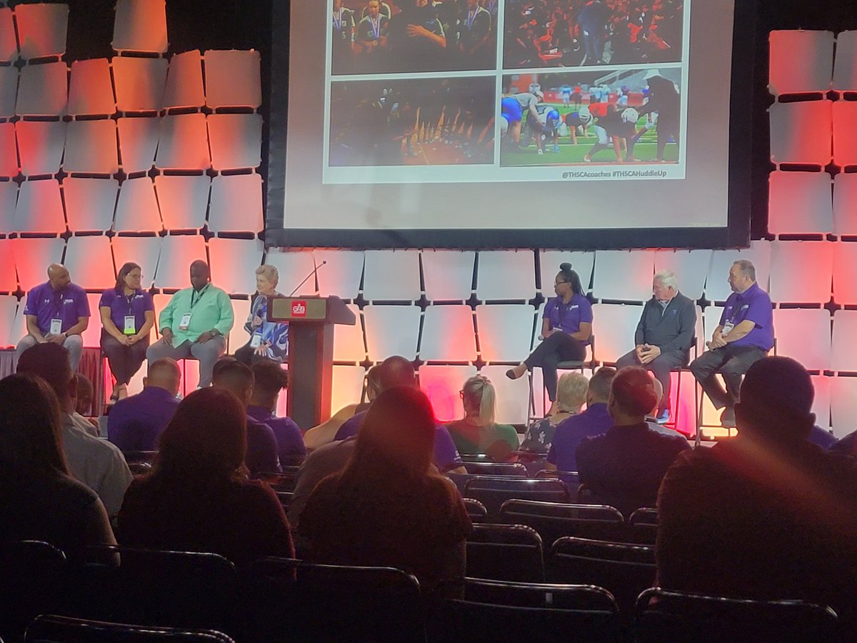 joehubb74's tweet photo. Great panel this morning at Coaching school.  Thank you @THSCAcoaches ! #THSCAHuddleup https://t.co/LWMThLZyG6