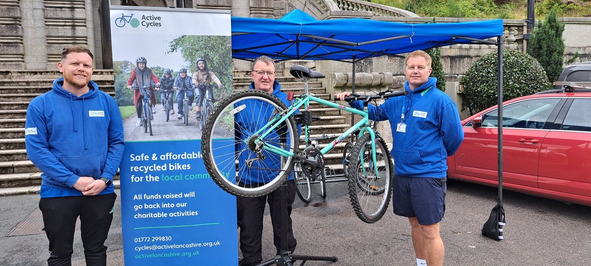 ALActiveLancs's tweet photo. The sun is nearly out π @WilliamsonPark @LancasterGPrix @LancasterCC come and see us #ActiveCycles @ActiveLancs and get your bike checked over and look at our recycled bikes for purchase π² https://t.co/nDDYnWMogw