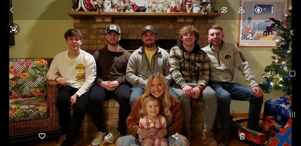 deirdrebaker's tweet photo. Today’s blog is on the wonderful grandchildren in the Baker family, all of whom are active and, in my opinion, “above average.” The blog: https://t.co/5jv7JJrDVg https://t.co/oGvQLVQpIG