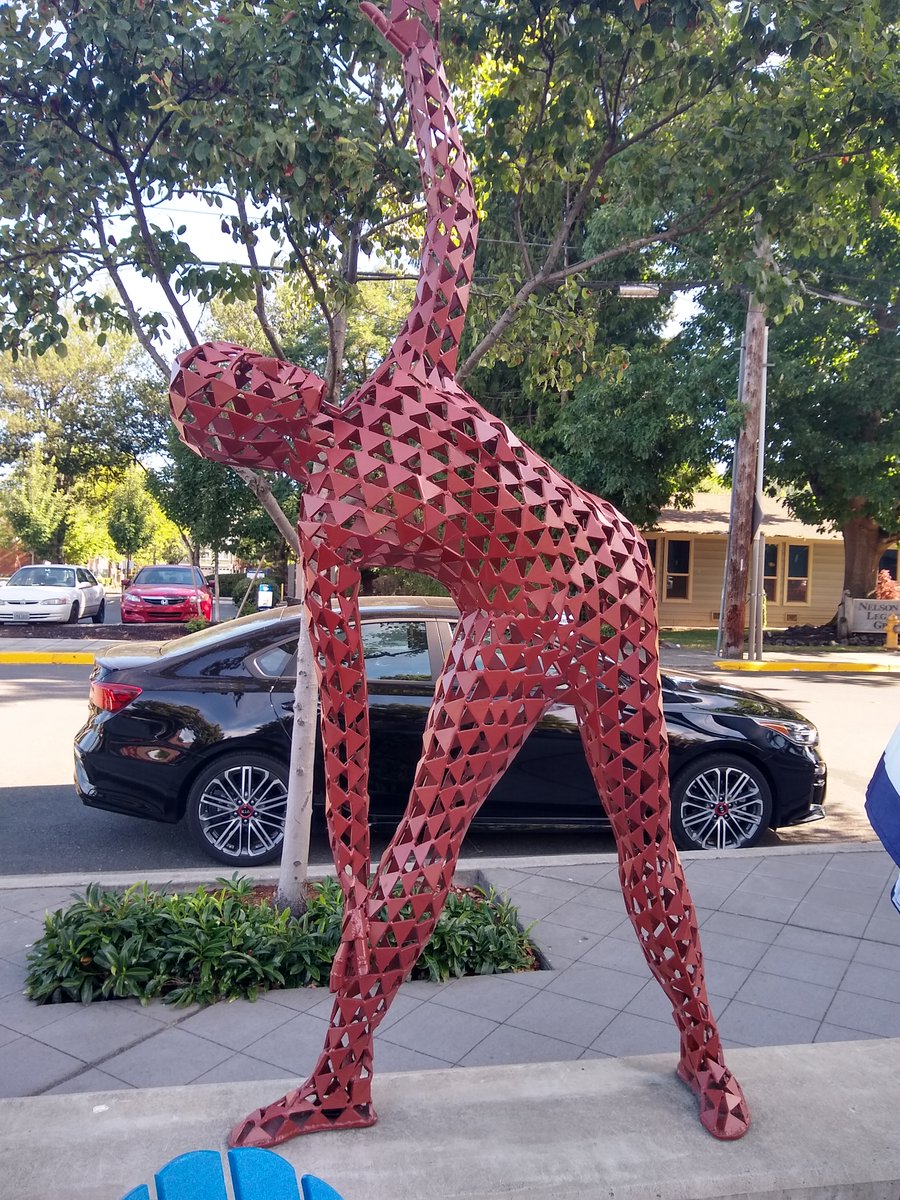 cmuratori's tweet image. Yesterday's quad tessellation bugs are today's municipal sculptures.