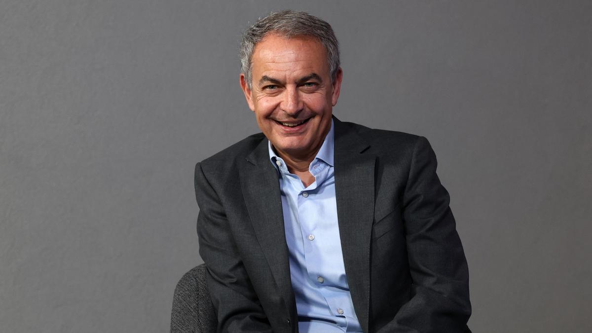 Zapatero no fue perfecto, pero durante su presidencia en España se respiró libertad y tolerancia. El odio que suscitó en la derecha prueba que era un gran líder, pues solo se odia al que tiene talento y no se deja intimidar. Su valentía y firmeza durante las últimas semanas ha