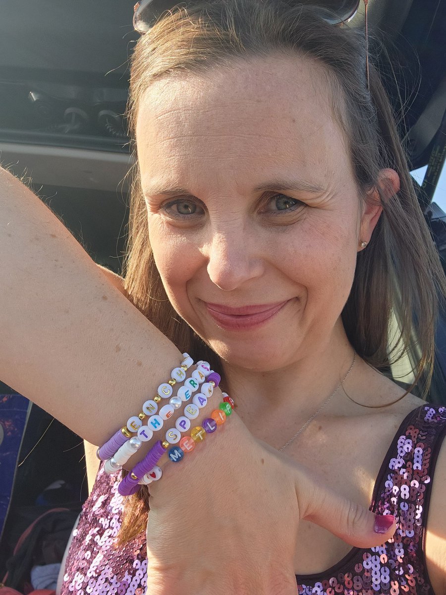 My <a href="/DonorsChoose/">DonorsChoose</a> project is inspired by <a href="/taylorswift13/">Taylor Swift</a> and #TSTheErasTour  💜 Please support by giving, sharing, liking, and/or retweeting!
donorschoose.org/project/friend…
#teacher #TaylorSwift   
#TaylorSwiftTheErasTour #friend #respect #give #donate #help #SundayFunday