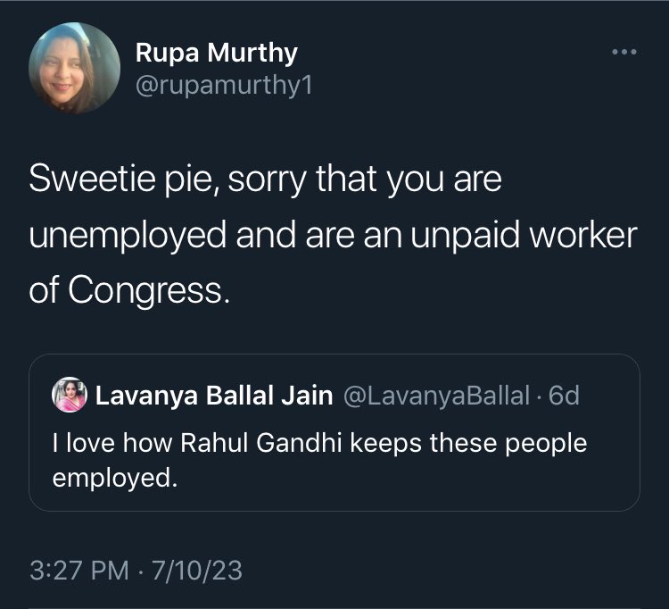 Witty_Ayush's tweet photo. Sonia Ji dances & enjoys with the women farmers of India. ❤️
While the other dances on the tunes of Amit Malpua for 2 Rs. 💔
Apni apni haisiyat ki baat hai. 😁
#PaidWorker https://t.co/nGBUm54RYC
