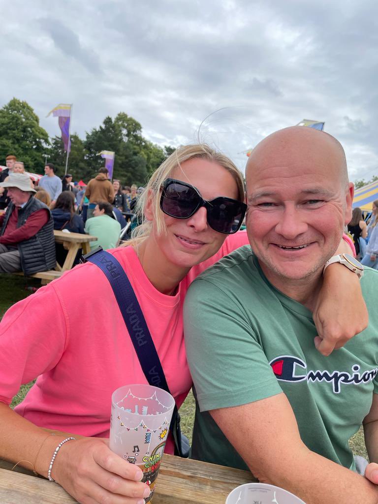 WurzelFairburn's tweet photo. Fantastic afternoon at Tafwyl in Bute Park. Think we have a little festival goer on our hands!! 🏴󠁧󠁢󠁷󠁬󠁳󠁿 🎶  @Febs99 https://t.co/GjqkxL9BZ4