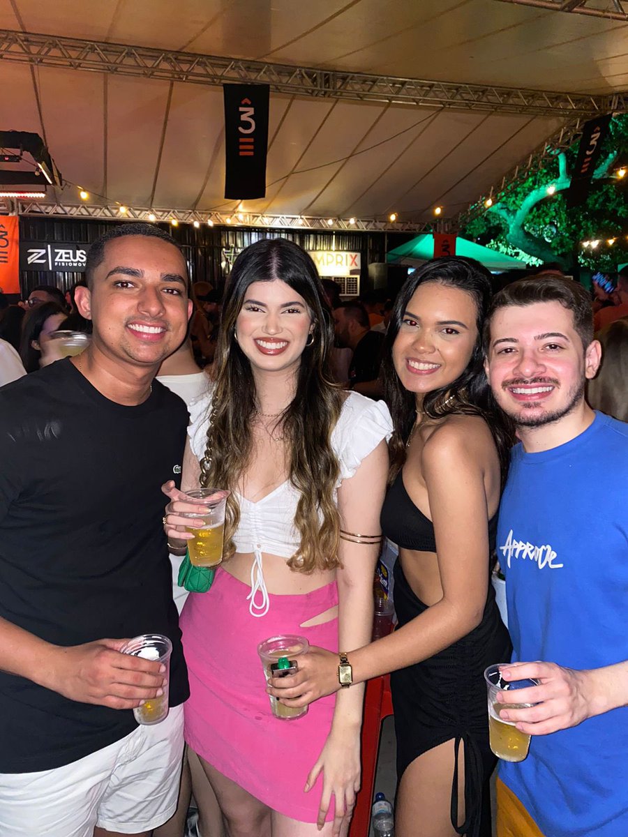 leozinho tweet media