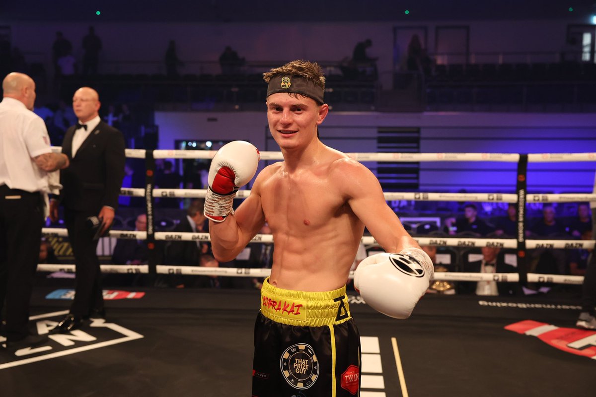 KaiRichmond's tweet image. That’s 2 stoppages on 2 @WassermanBoxing shows now. @SauerlandBros can we have that chat now? 🐍✍️