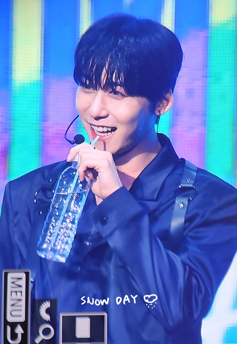 230716 알비덥콘 프리뷰

☁💙

#원어스 #ONEUS #건희 #KEONHEE