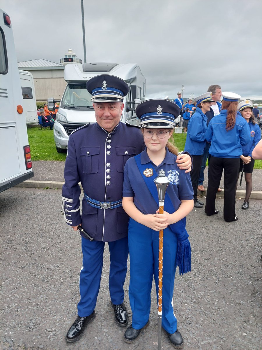 Smiles all round last night as we prepared to parade in Portrush! 🏖️😎