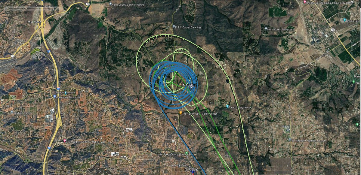 Firefighting aircraft fighting the 10+ acres vegetation fire in #ValleyCenter #SanDiegoCounty #CA 
share.watchduty.org/i/6864
broadcastify.com/webPlayer/9733

#CalFire Out of #RamonaAAB
#A330 #N409DF Air Tactical Aircraft
#T71 #N432DF Type III Airtanker
#T100 #N441DF Type III Airtanker