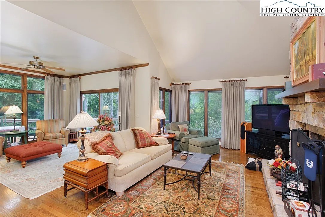 ryan-sneddon-on-twitter-once-you-re-in-you-ll-enjoy-amazing-golf-a