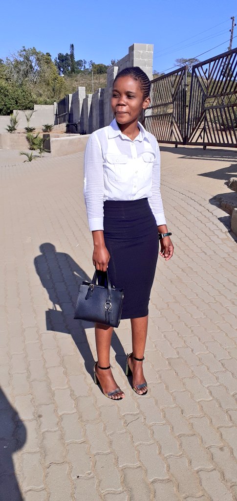 Inkhosatana La_Mhlophe🤍🖤🤌