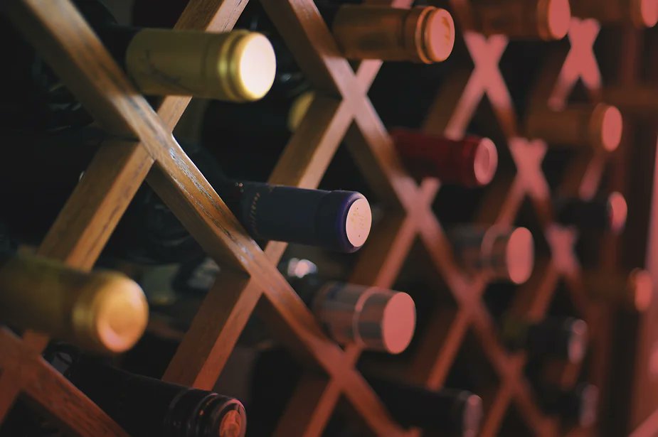 #WineEnthusiasts, this one's for you! Read Part 6 of our captivating series on #wine #investing. Join us as we uncover exceptional #wines that won't break the bank, yet promise delightful flavors & #investment potential.
buff.ly/3PYxhfQ 
#WineInvesting #WineCollecting