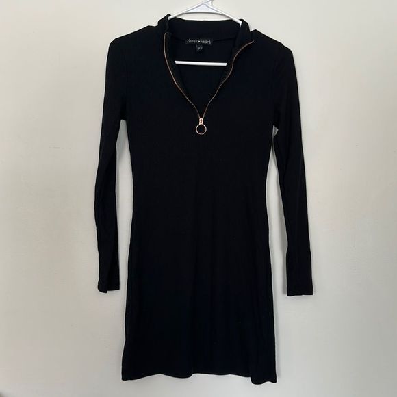 So good I had to share! Check out all the items I'm loving on <a href="/Poshmarkapp/">Poshmark</a> from <a href="/budzibunch6/">Mimi budz</a> #poshmark #fashion #style #shopmycloset #bellepointe #ralphlauren #fashionnova: posh.mk/wfey6hhhuBb