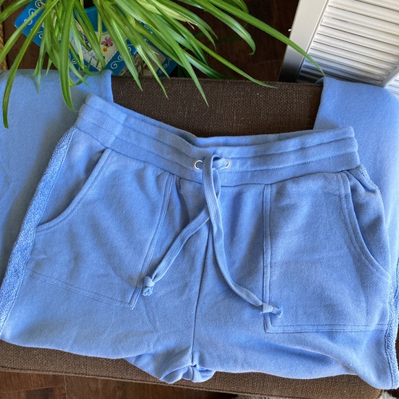 So good I had to share! Check out all the items I'm loving on <a href="/Poshmarkapp/">Poshmark</a> #poshmark #fashion #style #shopmycloset #nordstrom #qvc: posh.mk/Gq23kTihuBb