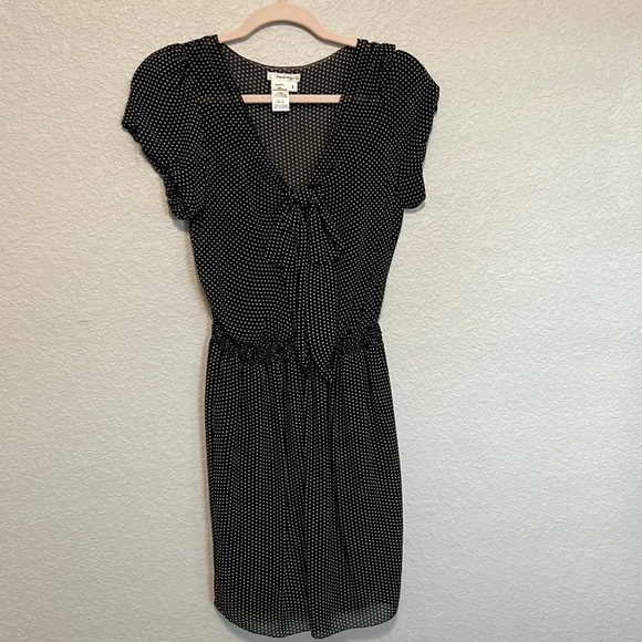 sallisingleton's tweet image. So good I had to share! Check out all the items I'm loving on @Poshmarkapp #poshmark #fashion #style #shopmycloset #sophiemax: posh.mk/V2nYXqjhuBb