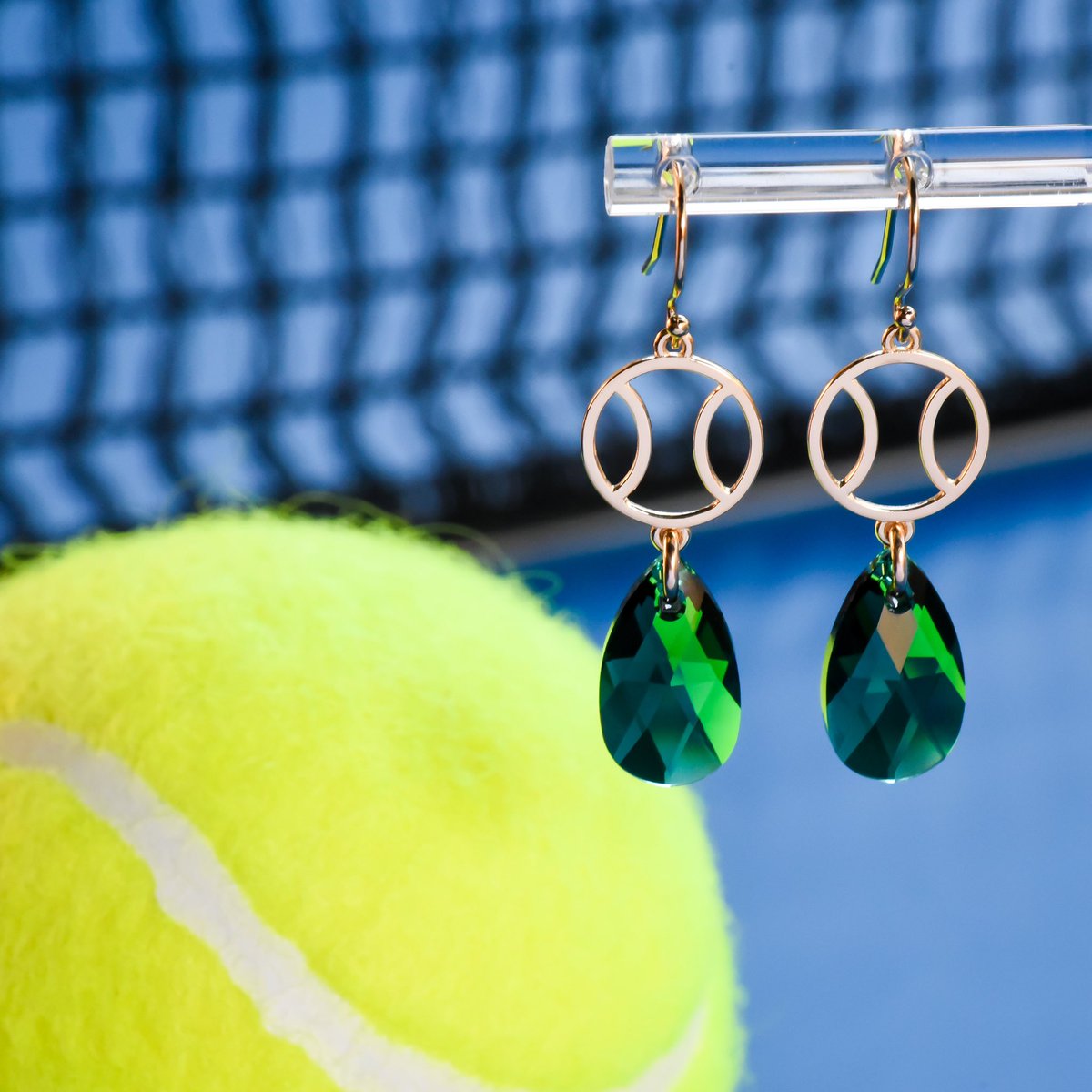 ShopJenCampana's tweet photo. Congratulations to #CarlosAlcaraz for winning his first #Wimbledon title at 20 years old today!

Shop our Tennis Small Dangle Earrings at https://t.co/iruzitgQKW ~ wouldn’t these have looked gorgeous with the beautiful green dress worn by the #PrincessofWales at Centre Court? 💚 https://t.co/JEJxxCFIi8