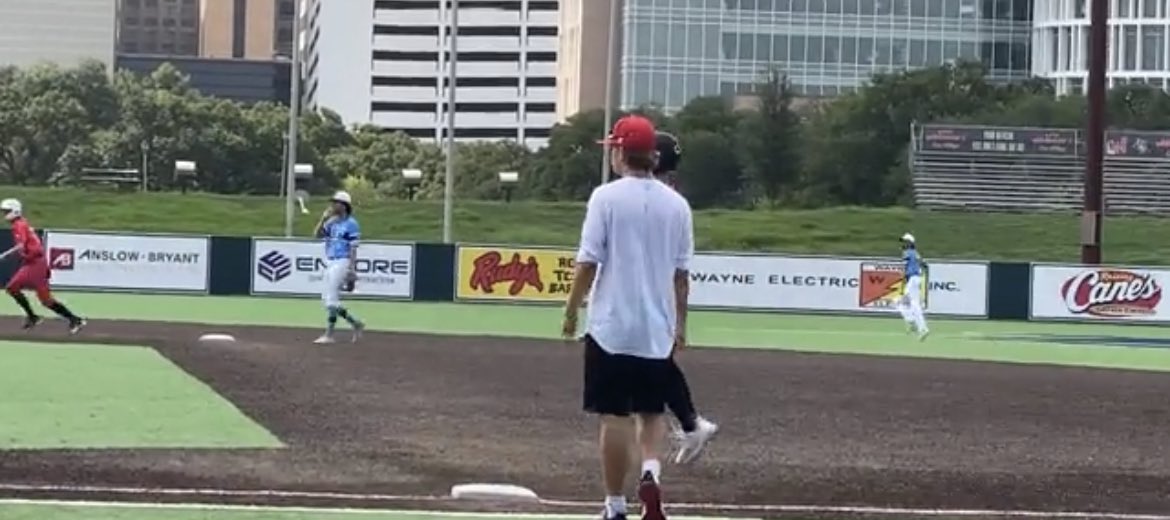 kristenbighouse's tweet photo. Coach @JCleveland2020 living his best life this summer! He always finds a way to be on a field! 🤣#Lamarbaseball https://t.co/PvvXf54Zip