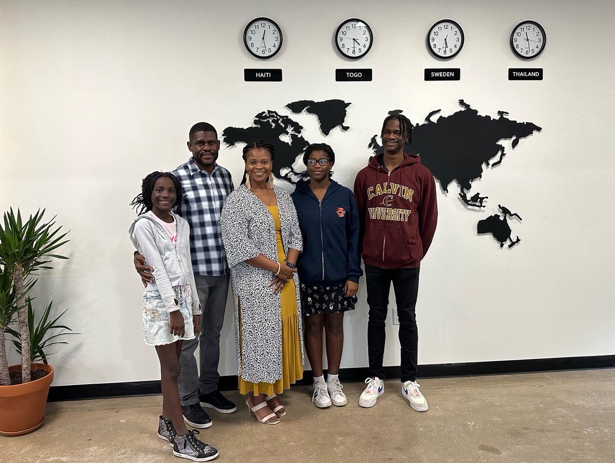 HaitiTC's tweet photo. Thank you @mercyhillmn for hosting Pastor @VolcyJulio, his beautiful family, and HTC this morning. We hope to share more about how God is moving thru HTC on Wednesday night at Taste of Haiti (6:30 pm @ Mercy Hill). JOIN US! #haititeenchallenge https://t.co/ann52tzSGt
