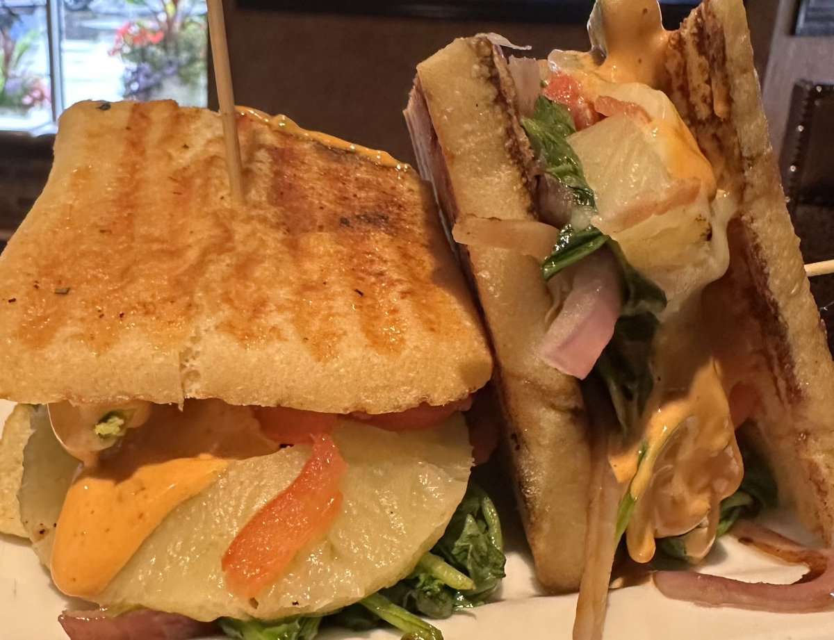 Just one of our signature veggie sandwiches: Veggie Caribbean panini. Slices of grilled pineapple 🍍 red onion 🧅, avocado 🥑, spinach, provolone 🧀 & chipotle mayo. 😋 

#storrsct #tollandct #ashfordct #cteats #mansfieldct #cteatsout